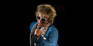 Doug Varty as British pop-rocker Rod Stewart in tribute act Forever Young, which performs a free, sponsor-supported Canada Day concert at Peterborough Musicfest in Del Crary Park in downtown Peterborough on July 1, 2019. (Photo: Spitzky Media)