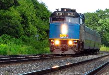 A Via Rail passenger train. (Photo: Magnolia677 / Wikipedia)