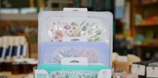If you're a budget-conscious post-secondary school student, you might be tempted to buy cheaper, single-use items. But it's more cost-effective in the long term to invest in eco-friendly reusable items, such as these plastic-free storage bags. Not only are they long-lasting, durable, and microwave, dishwasher, freezer, and oven safe, but they are easier to store when space is at a premium, unlike plastic storage containers. (Photo: Benjamin Hargreaves)