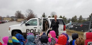 Kawartha Lakes Police Service K9 unit police service dog Xena with handler P.C. Keith Watson visiting a kindergarten class at Leslie Frost Public School in Lindsay in 2017. (Photo: Keith Watson / Twitter)