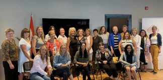 Northumberland Community Futures Development Corporation (CFDC) executive director Wendy Curtis and Northumberland-Peterborough South MP Kim Rudd (centre) join local women entrepreneurs and business leaders at Venture13 Innovation and Entrepreneurship Centre in Cobourg on August 8, 2019, when the federal government announced an investment of $1.4 million in Northumberland CFDC's DELIA, a financial technologies lending platform that will priorize commercial loan applications for women-owned and women-led enterprises in Eastern Ontario. (Photo: Office of Kim Rudd)