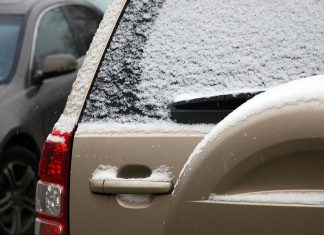 Brief but intense snowfall expected for Kawarthas region Monday night into Tuesday morning Car window covered with light snow