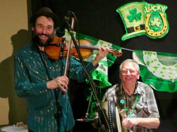 Fiddlin' Jay Edmunds and Ron Kervin performing at Foley's Irish Pub in 2018. (Photo courtesy of Theresa Foley)