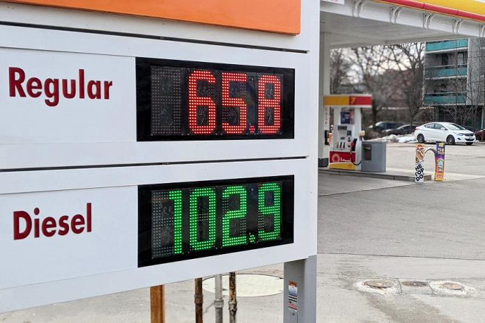 The price of gas at the Shell station at Hunter and Burnham streets in Peterborough's East City dropped from 73.5 to 65.8 cents per litre minutes before this photo was taken on March 25, 2020. THe last time gas prices were this low was in 2003, and the price could continue to drop. (Photo: Bruce Head / kawarthaNOW.com)