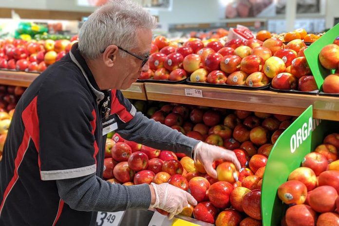 An apple a day may keep the doctor away, but so do proper food handling procedures. (Photo: Bruce Head / kawarthaNOW.com)