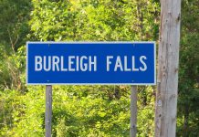 Burleigh Falls is located on Highway 28 north of Peterborough. (Photo: Nash Gordon / CC BY-SA)