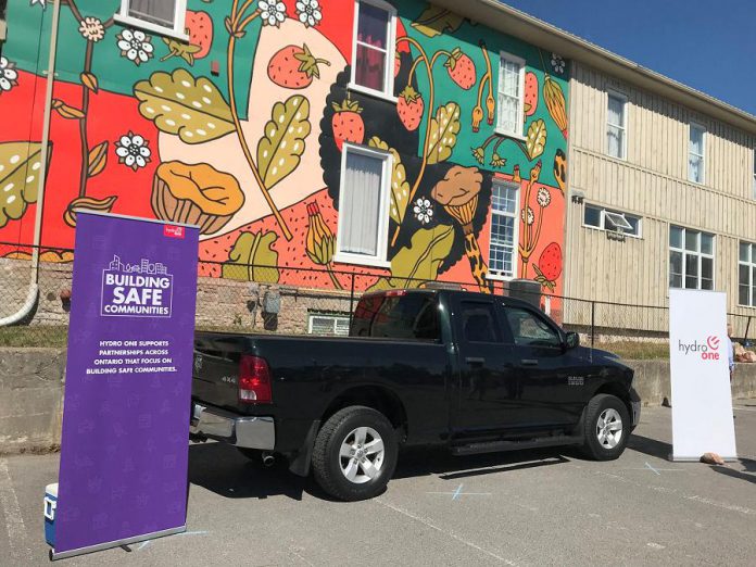 Hydro One provided the funding that allowed YES Shelter for Youth and Families in Peterborough to purchase this truck, which the charity will use to pick up food donations that feed people in shelter, drive youth to appointments, and move young people and families from homelessness into housing. (Photo: YES Shelter for Youth and Families / Facebook)