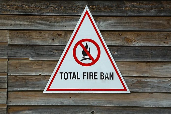 Total fire ban sign