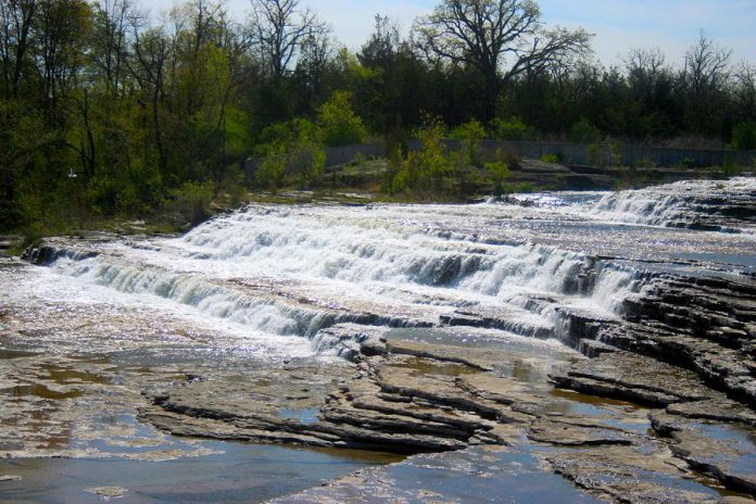 Healey Falls north of Campbellford in Trent Hills in Northumberland County. (Photo: Robert Taylor from Stirling, ON, Canada / CC BY (https://creativecommons.org/licenses/by/2.0))