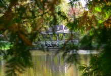 Jackson Park in Peterborough. (Photo: Ron Crough, Peterborough, ON / CC BY-SA https://creativecommons.org/licenses/by-sa/3.0)