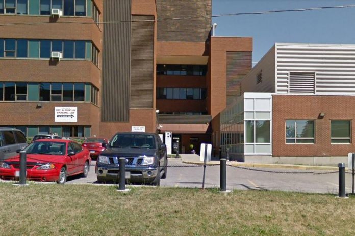 As of October 19, 2020, the COVID-19 assessment centre at Ross Memorial Hospital in Lindsay will move inside the hospital, in the former admitting area at the south side of the hospital. Free parking for people visiting the assessment centre is available in the short-term parking lot at the south side of the hospital, entering from Kent Street. Testing is by appointment only. (Photo: Google Maps)