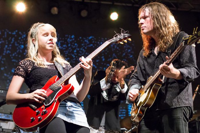 Emily Burgess and Ryan Weber, who co-wrote the winning song "I Didn't Mean It", performing at the Hootenanny on Hunter Street in August 2015. (Photo:  Linda McIlwain / kawarthaNOW)