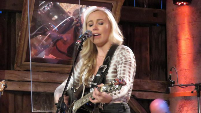 Elyse Saunders performs during her Live! At The Barn appearance. Her episode premieres on YouTube on September 24, 2021. (Photo courtesy of Andy and Linda Tough)