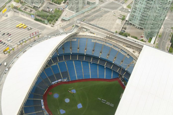 With the Ontario government's announcement increasing capacity limits at larger venues, up to 30,000 fully vaccinated fans will now be allowed to attend games at the Rogers Centre in Toronto, even when the dome is closed. (Stock photo)