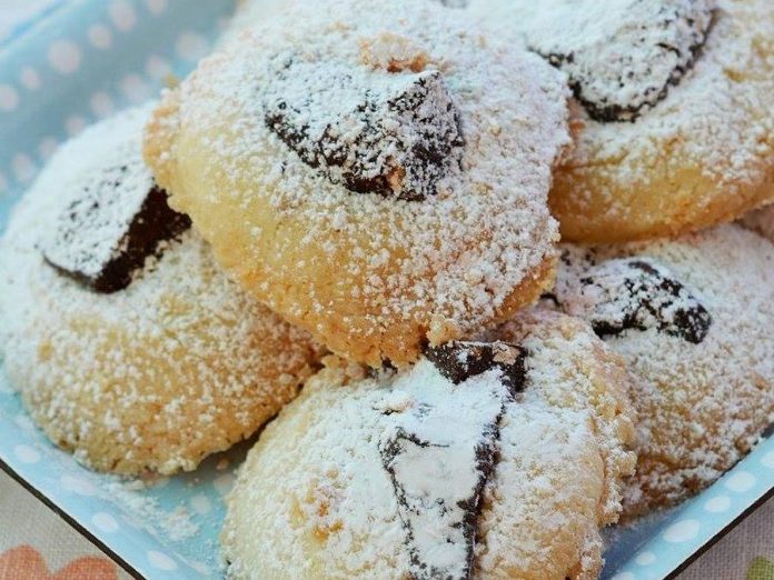 The Pastry Peddler's Toblerone Shortbread Cookies are a holiday classic. (Photo: The Pastry Peddler)