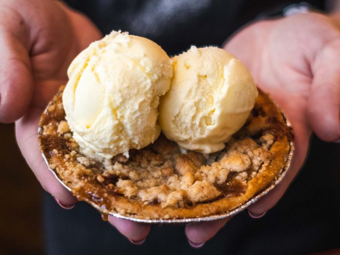 The Mini Pie Company's apple pie has a brown butter crumble on top. (Photo: The Mini Pie Company)
