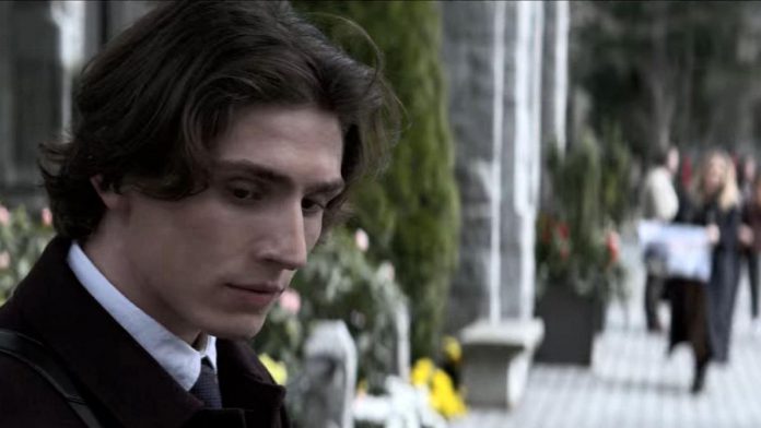 Peterborough native Matthew Finlan as Jerald Baxter in the romantic thriller "Brazen", currently the most-viewed show on Netflix in Canada. (kawarthaNOW screenshot)