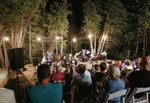 An August 2021 concert at The Grove Theatre, the new 450-seat outdoor amphitheatre in Fenelon Falls. (Photo: Geoff Coleman)