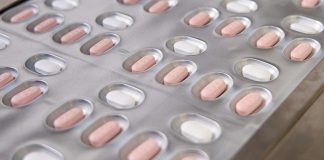 Pfizer's Paxlovid is a combination of two antiviral drugs, nirmatrelvir and ritonavir, for the treatment of adult patients with mild to moderate COVID-19. Health Canada authorized use of the at-home treatment on January 17, 2022. (Photo: Pfizer)