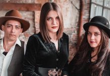 Peterborough's Blue Hazel (Cailtin O'Connor and Meisha Browne) bring their harmonies to the Black Horse in downtown Peterborough on Good Friday. (Photo: Bryan Reid)