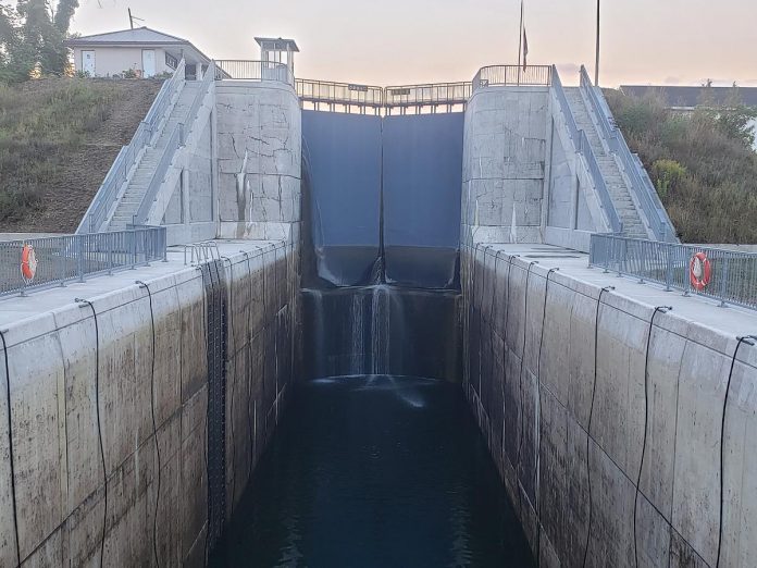 Dusk at the huge flight locks (numbers 16 and 17) near Ferris Provincial Park. (Photo: Paul Baines)