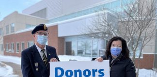 Bobcaygeon Legion president Gary Whelan and Ross Memorial Hospital Foundation CEO Erin Coons at Ross Memorial Hospital in Lindsay on December 19, 2022, where Whelan presented a gift of $5,000. (Photo courtesy of Ross Memorial Hospital Foundation)