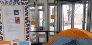 A tent with information about homelessneess set up inside the lobby of Robinson Place on Water Street by Wilhelmina Don-Venus, an employee of the Ministry of Natural Resources and Forestry. Don-Venus will be sleeping outside on December 10, 2022 as part of her campaign to raise wareness about homelessness and to raise funds for local homelessness initiatives. (Photo courtesy of Wilhelmina Don-Venun)