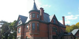 Built in 1892, Sadleir House is a heritage building located at 751 George Street North in downtown Peterborough. The not-for-profit charitable organization P.R. Community & Student Association purchased the building in 2004 to serve as an educational and cultural student facility to be shared with the community after former owner Trent University closed Peter Robinson College and sold its buildings to a developer. (Photo: Ron Crough / Wikimedia)