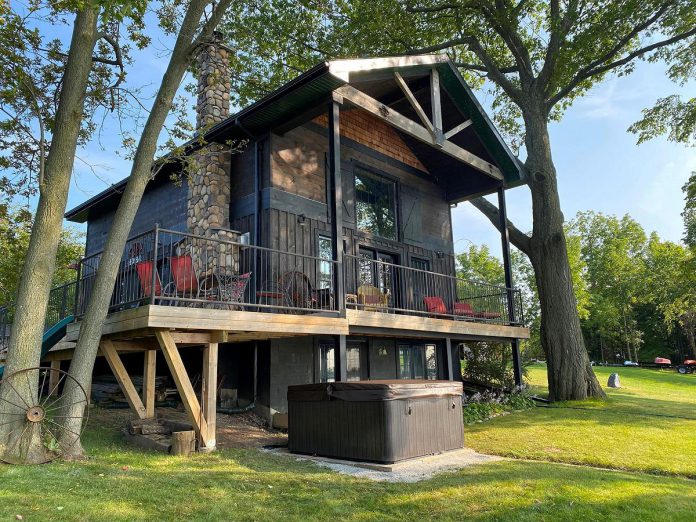 Located on Lake Scucog in Janetville near Lindsay, the Loon Street Lodge is just 90 minutes away from Toronto, making it an ideal destination for those looking to escape the big city in the summer. (Photo courtesy of Cottage Vacations)