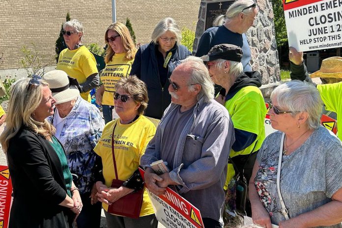 During a visit to Minden on May 25, 2023, Ontario NDP leader Marit Stiles (left) met with residents concerned about the scheduled closure of the town's emergency department on June 1. (Photo: Marit Stiles / Twitter)