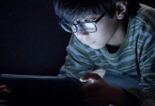 While digital devices are a part of everyday life, too much screen time - especially for young children - can impact their growth and development. Setting reasonable limits on screen time benefits both kids and families. (Photo: Kampus Production / Pexels)