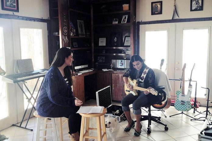 Missy Knott writing with award-winning country music artist Crystal Shawanda at her studio at New Sun Records in Nashville in 2015. (Photo courtesy of Missy Knott)