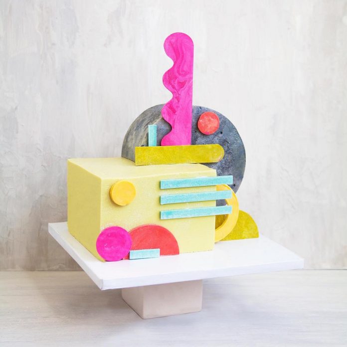 Always venturing to try new ideas when making bespoke cakes, Heck Yes! Cake artist Natalie Raponi enjoys surprising her audience and challenging herself with geometric cakes to create pieces of art that are entirely unique.  (Photo courtesy of Heck Yes! Cake)