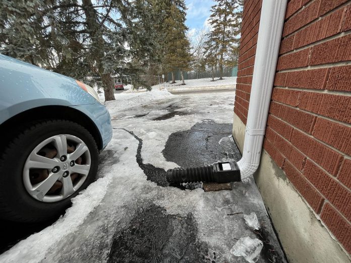 During the winter, salt accumulates on roads and in snow banks and is then washed into storm drains during thaws. The results can be damaging to our watershed. Responsible spreading of salt or salt alternatives by homeowners can reduce the amount of contaminants washed into storm drains and into our waterways. (Photo: Leif Einarson)