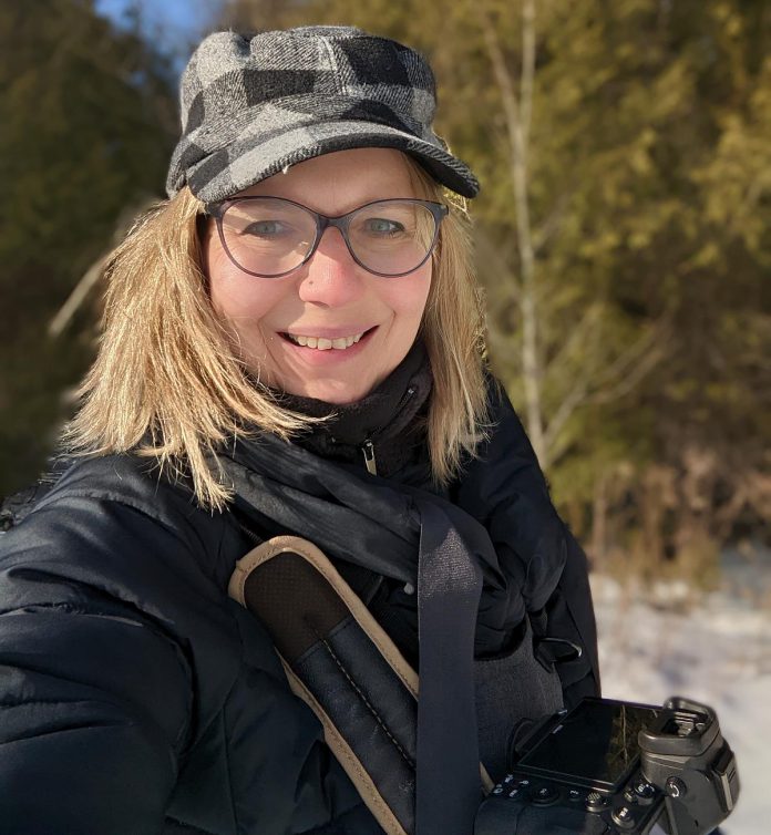 A retired communication technology teacher, nature and wildlife photographer Rachelle Richard Mack uses her skillset to teach beginner photography courses to people in the community. Along with teaching them how to use their camera, she teaches the importance of the "four Ps": practice, planning, patience, and perspective. (Photo: Rachelle Richard Mack)