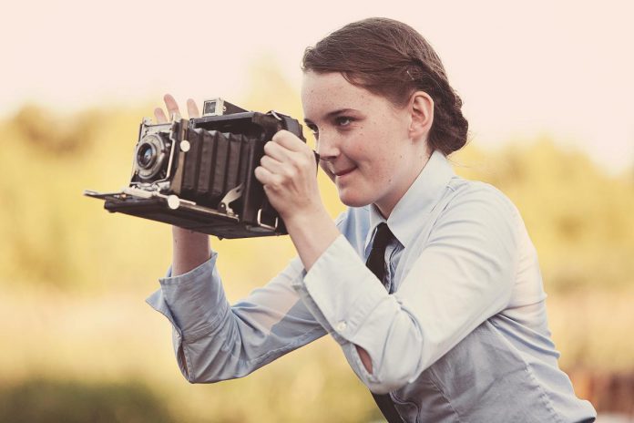 4th Line Theatre presents the world premiere of "Jim Watts: Girl Reporter", which tells the story of journalist Jean 'Jim' Watts during the Spanish Civil War in the 1930s, from July 30 to August 24, 2024. Pictured is Emma Meinhardt in 4th Line's 2017 production of "Bombers - Reaping the Whirlwind." (Photo: Rebekah Littlejohn)