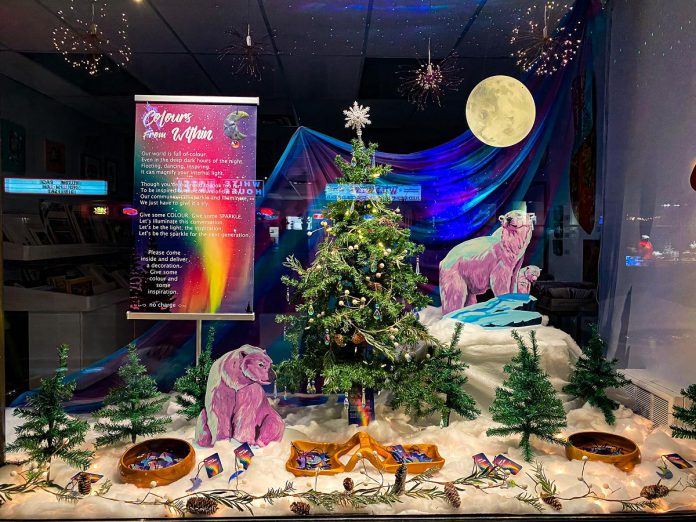 The Art School of Peterborough's winning window display in the 2023 holiday window contest sponsored by the Peterborough Downtown Business Improvement Area (DBIA). As first-place winner, the school receives $1,000. (Photo: Peterborough DBIA)