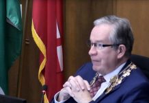 Peterborough Mayor Jeff Leal chairing a city council meeting in 2023. (kawarthaNOW screenshot of City of Peterborough video)