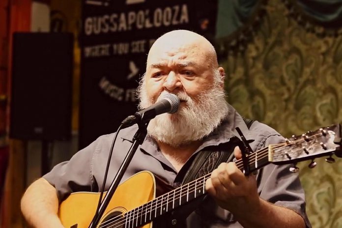 Veteran Canadian country-folk musician Lou Moore (The Good Brothers, Tommy Hunter) performs in the Lounge at Hollow Valley Resort in Dorset on Saturday night with Michael McMaster on bass and backup vocal. (Photo: The Indie Distributor)