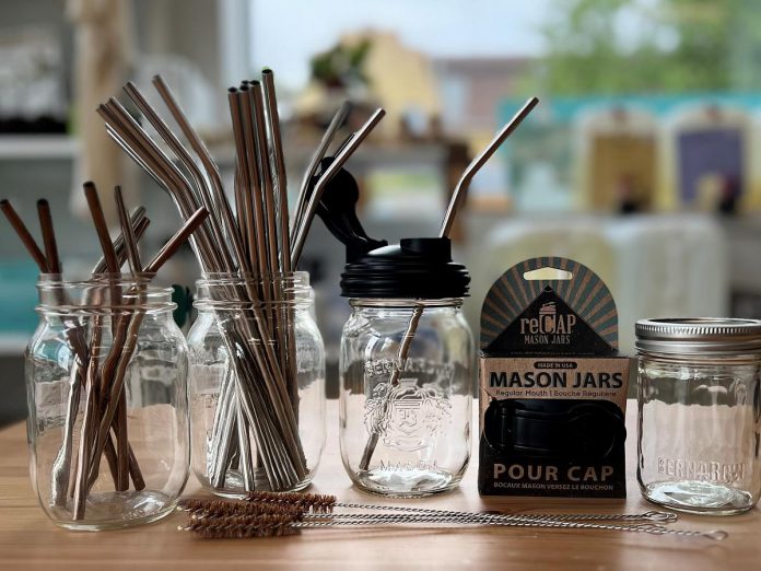 In an effort to reduce plastic pollution, plastic straws were phased out of production in Canada in 2023. GreenUP suggests a reusable metal option for anyone who prefers to sip their drinks through a straw. To replace disposable juice boxes, you can buy leak-proof lids for mason jars to turn them into reusable drink containers. (Photo: Eileen Kimmett / GreenUP)