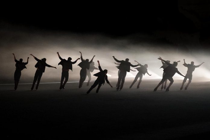 "Murmuration" will be performed by Montreal contemporary ice skating company Le Patin Libre. In English, the company's name means "the free skate," referring to the freedom of the skaters in using their skating virtuosity for artistic expression. (Photo: (Photo: Nora Houguenade)