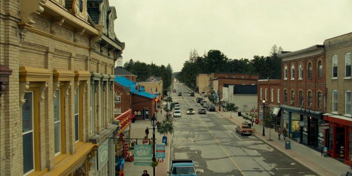 Millbrook stands in for a small town in Maine in the third episode of the third season of the action-thriller series "Reacher" streaming now on Amazon Prime Video. (kawarthaNOW screenshot)