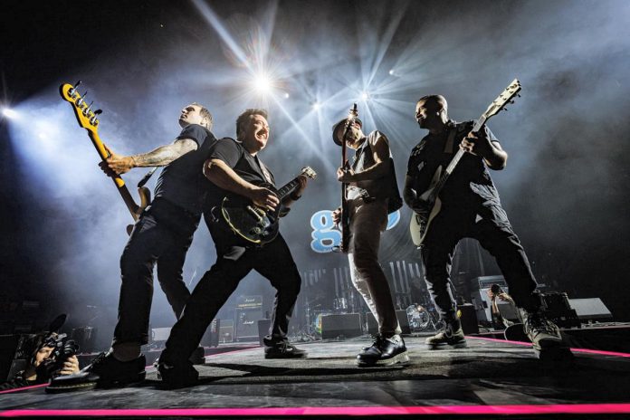 Canadian punk rock band Gob performing at Toronto's Scotiabank Arena on January 30, 2025 at the final show of Canadian rock band Sum 41's farewell tour. (Photo: Renegade Rock Photography) Canadian punk rock band Gob performing at Toronto's Scotiabank Arena on January 30, 2025 at the final show of Canadian rock band Sum 41's farewell tour. (Photo: Renegade Rock Photography)