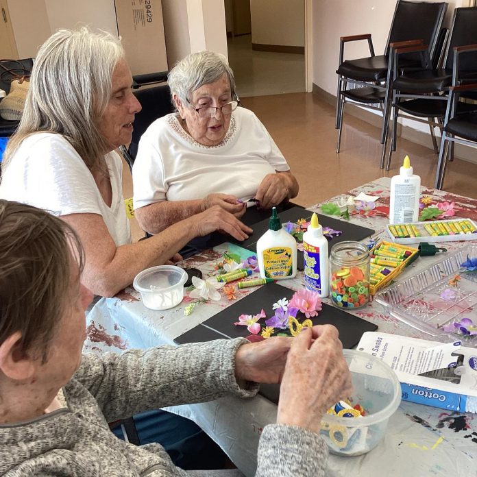 The "Seniors for Seniors" art program hires artists 55 years and older to lead other seniors in art-making activities. The pilot phase of the program is currently underway at Victoria Manor in Lindsay, with groups of four to six residents taking part in the sessions. (Photo: Kawartha Art Gallery)