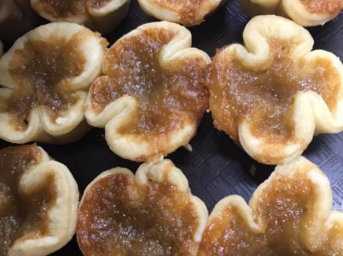 Begin your road trip in the southwestern corner of Douro-Dummer with a stop Kawartha Sweets and Eats just off Highway 28, where you can enjoy mouth-watering buttertarts from the Kawartha Buttertart Factory tarts along with scones, cookies, pies, and other baked goods. Right next door, you'll find creamy frozen yogurt and premium ice cream at The Little Frozen Yogurt Company. (Photo: The Kawarthas Tourism)