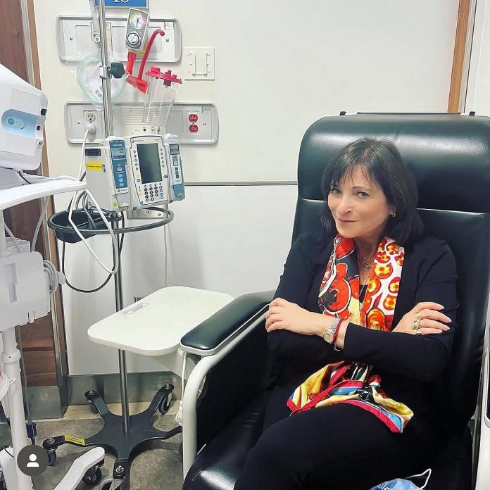 Jeanne Beker is a trailblazing Canadian journalist, media personality, and fashion icon who was diagnosed with breast cancer in 2022. She will share the story of her journey when Cancer Takedown comes to Lindsay for the first time at the Flato Academy Theatre on November 4, 2025. (Photo: Jeanne Beker / Instagram)