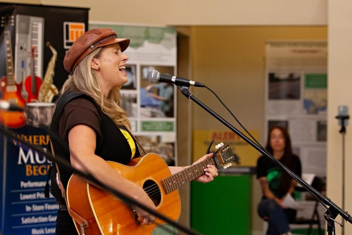 Ennismore singer-songwriter and fiddler Melissa Payne performs at "Raise a Little Shell" at the Ontario Turtle Conservation Centre (OTCC) on September 4, 2025. (Photo: Jordan Lyall Photography for kawarthaNOW)