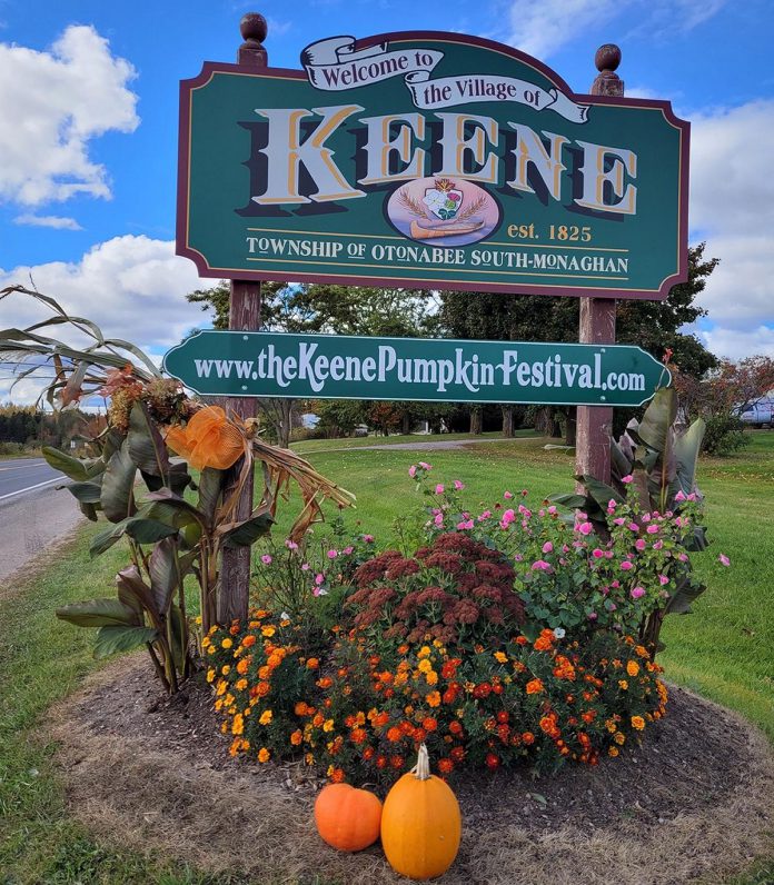 The Keene Pumpkin Festival is an annual celebration of the fall harvest that offers fun for the whole family. Delight in a decorated pumpkin pyramid or see pumpkins as large as 1000 lbs during the giant pumpkin weigh-off. The afternoon also includes a kid zone, a petting zoo, horse and wagon rides, a vendor market, live music, an antique car show, and much more. (Photo: Keene Pumpkin Festival