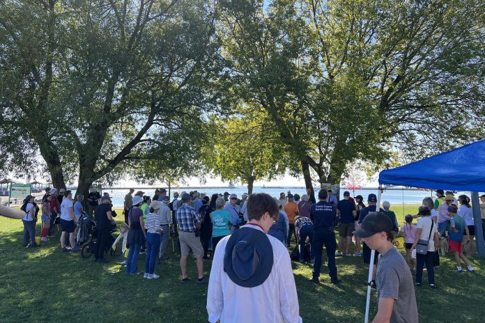 More than 120 volunteers gathered at the Cobourg marina on September 28, 2025 to participate in the inaugural Great Lakes Coastal Cleanup, hosted by the Great Lakes and St. Lawrence Cities Initiative and funded by the Government of Ontario. The cleanup efforts focused on Victoria Beach, Lucas Point Park, and the Waterfront Nature Park. (Photo: Town of Cobourg)