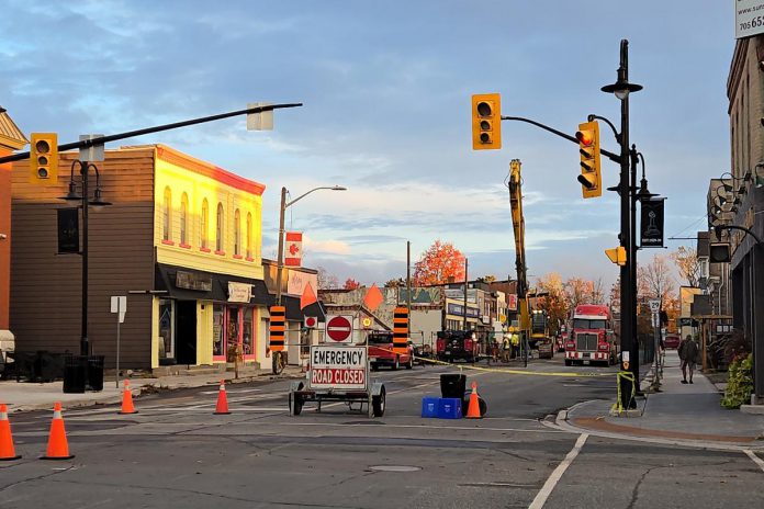 Queen Street in downtown Lakefield is scheduled to reopen at 8 a.m. on October 24, 2025, as demolition work of the fire-ravaged Kawartha Home Hardware building no longer requires the street to remain closed. The demolition site at 24 Queen Street will remain fenced off, with a temporary pedestrian walkway installed in front of the site. (Photo: Selwyn Township) Queen Street in downtown Lakefield is scheduled to reopen at 8 a.m. on October 24, 2025, as demolition work of the fire-ravaged Kawartha Home Hardware building no longer requires the street to remain closed. The demolition site at 24 Queen Street will remain fenced off, with a temporary pedestrian walkway installed in front of the site. (Photo: Selwyn Township)